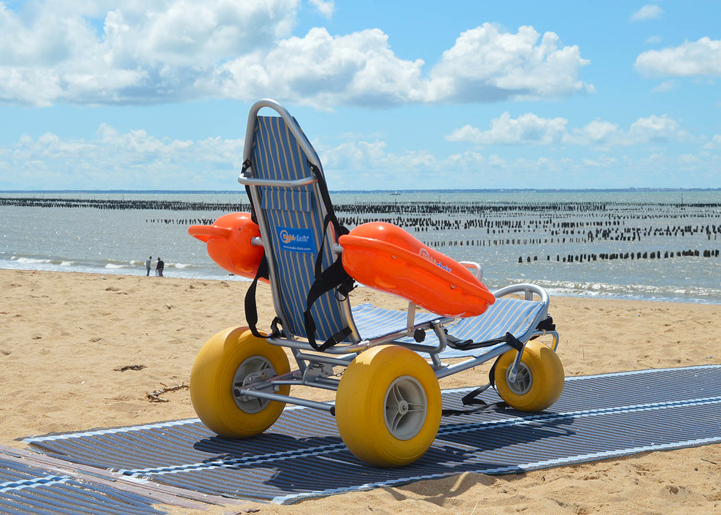 Fauteuil tiralo pour une plage accessible pour tous