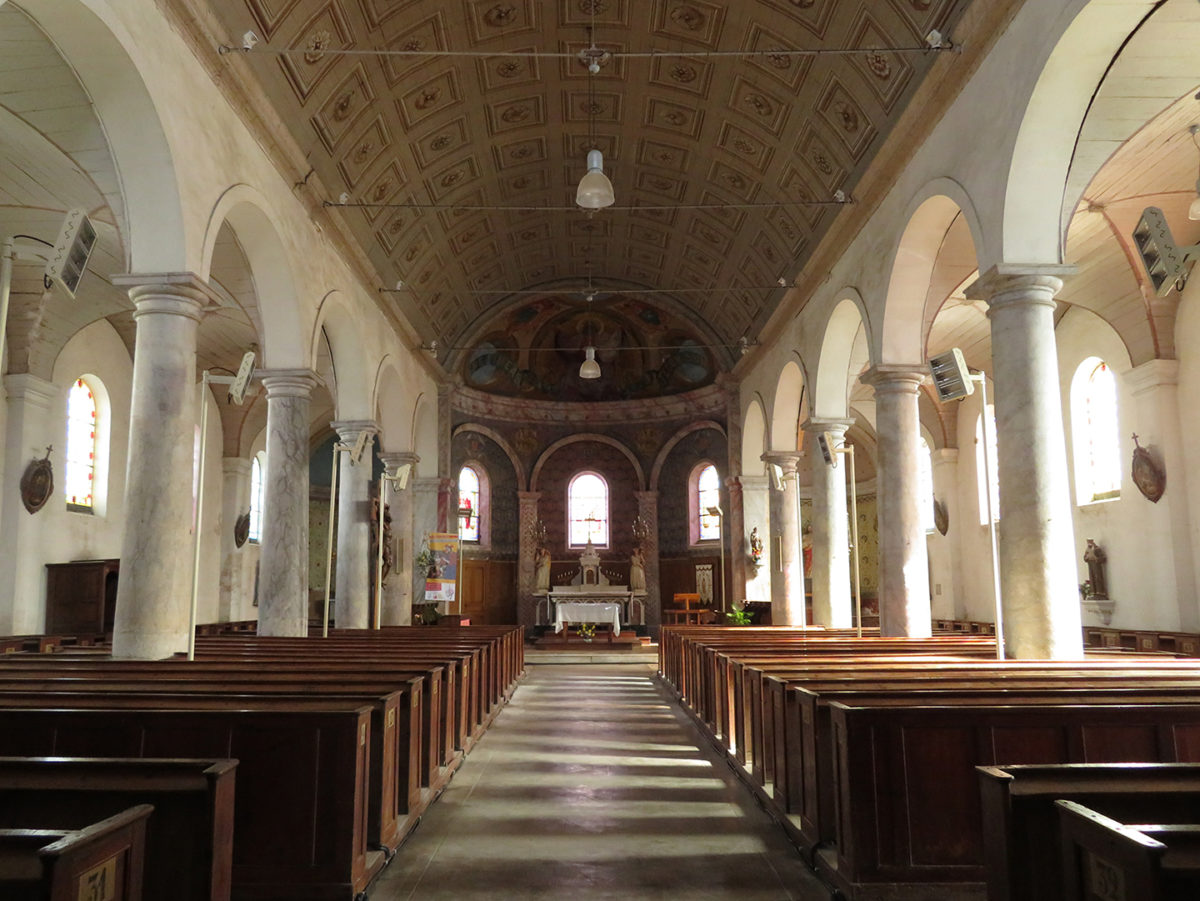 Église de Vouillé-les-Marais