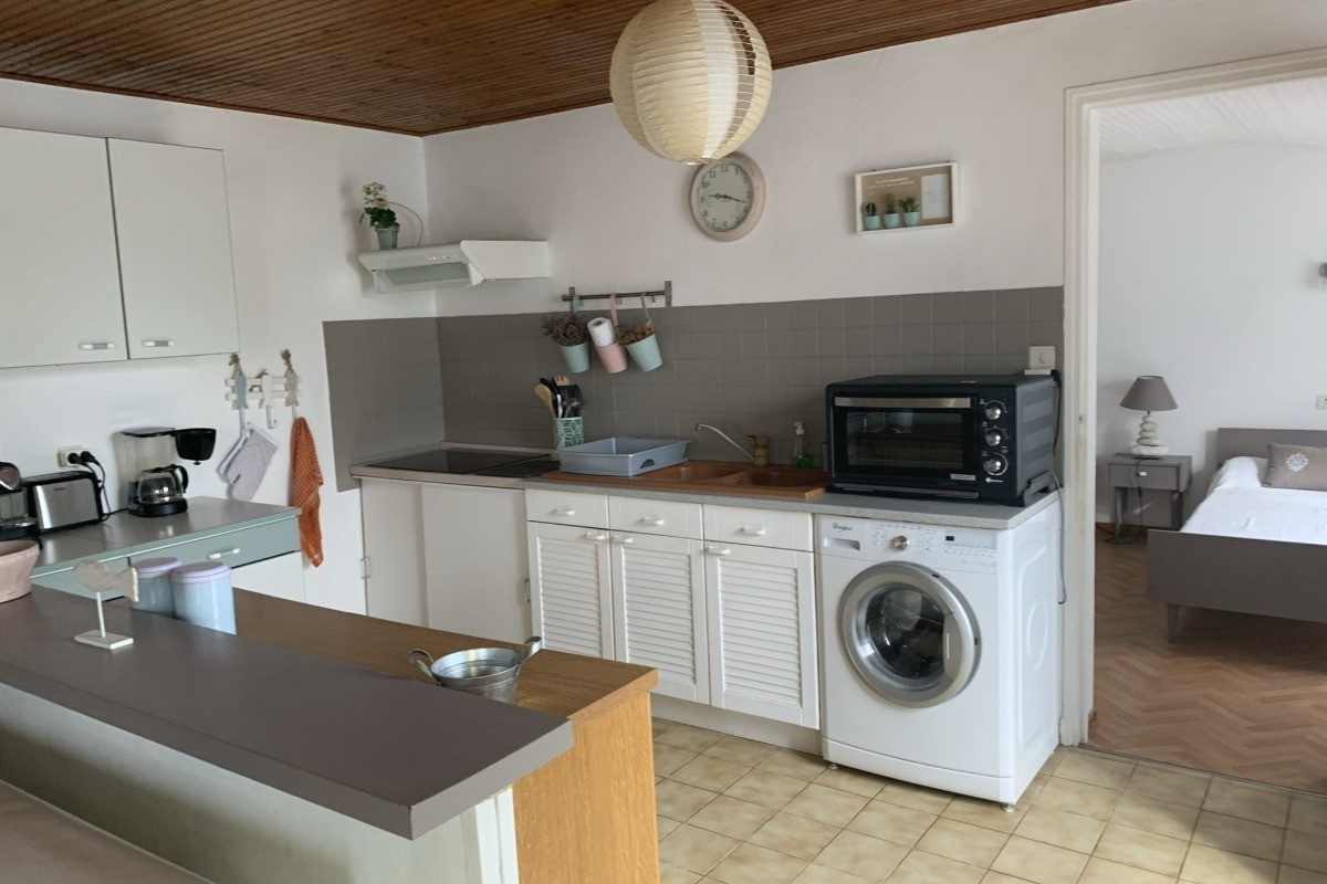 295058 –