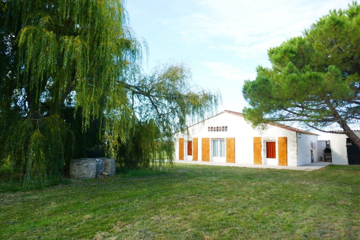 162328 –
