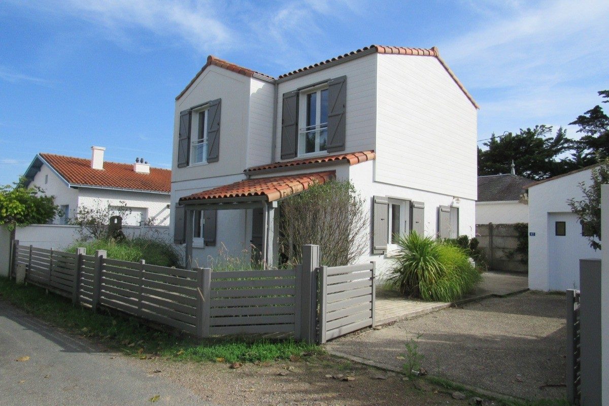 51392 –