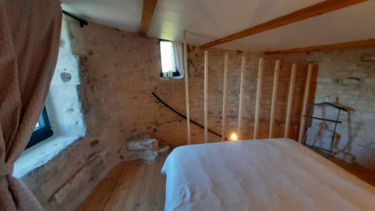 eComme un moulin sans ailes_Nalliers_Chambre (2)
