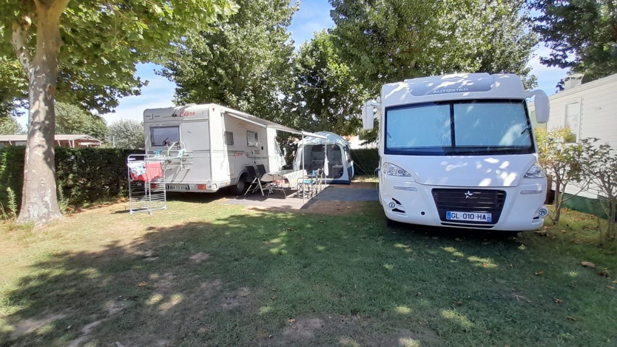 Camping Le Pré des Sables_L’Aiguillon La Presqu’Ile_Aire camping car