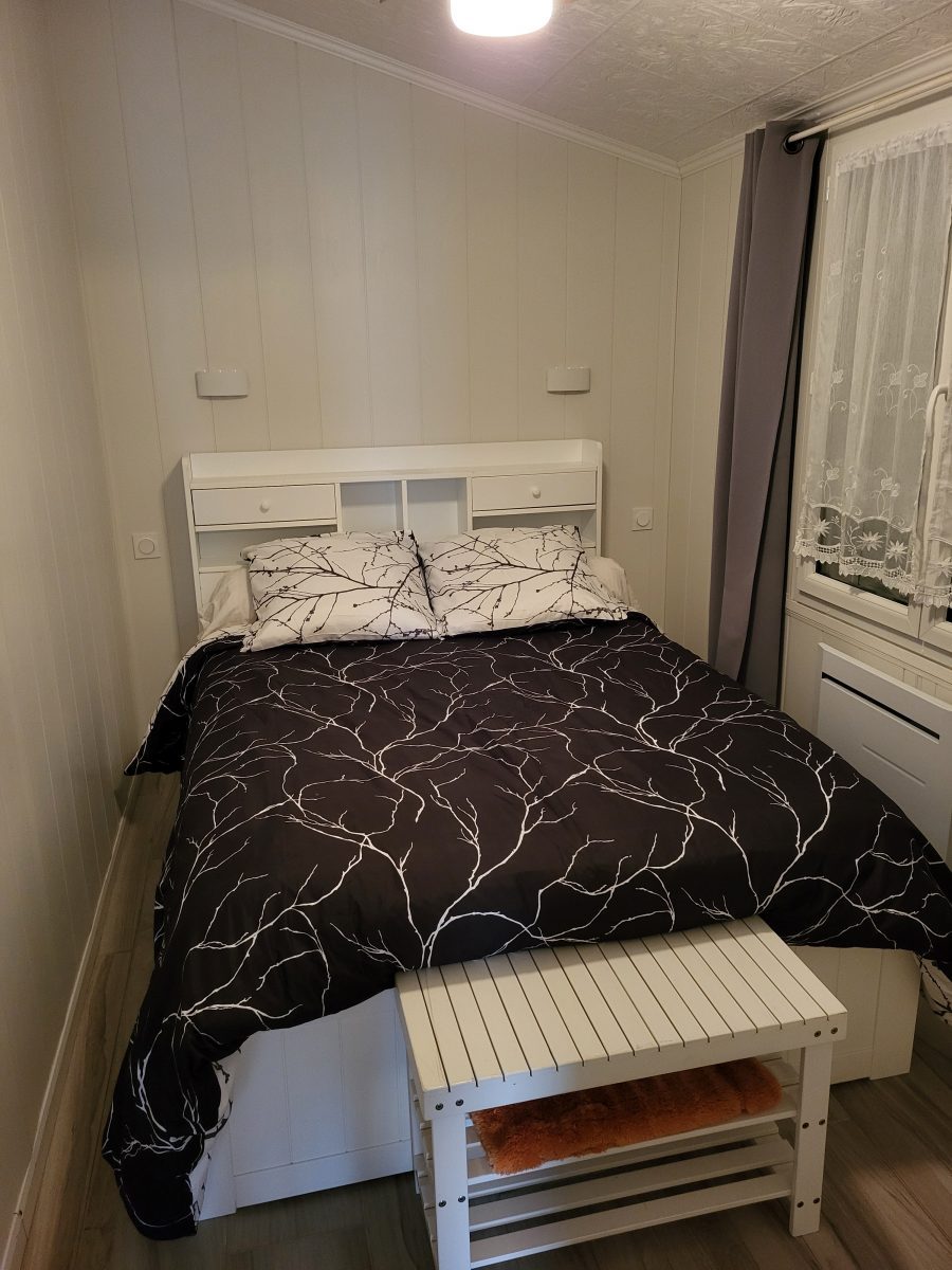 Meublé Le Carrour_L&rsquo;Aiguillon La Presqu&rsquo;Ile_Chambre