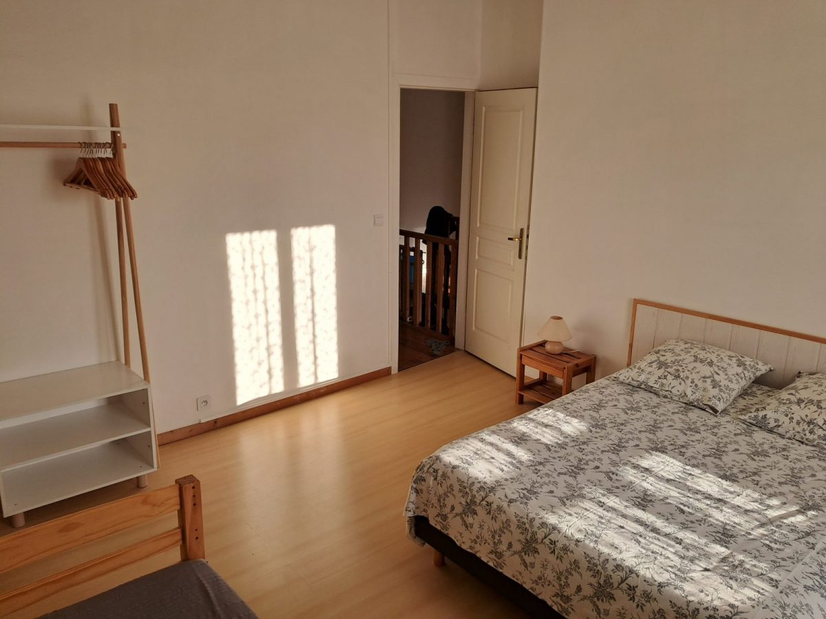 425762 – Chambre 2