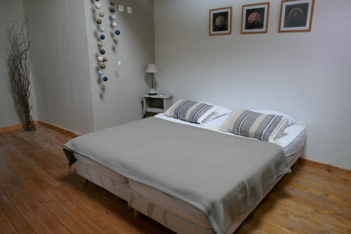 219905 – Chambre rez-de-chaussée (1)