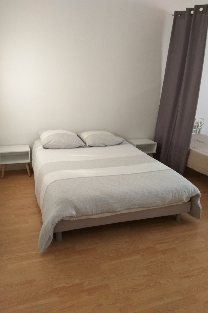 214048 – Chambre 3