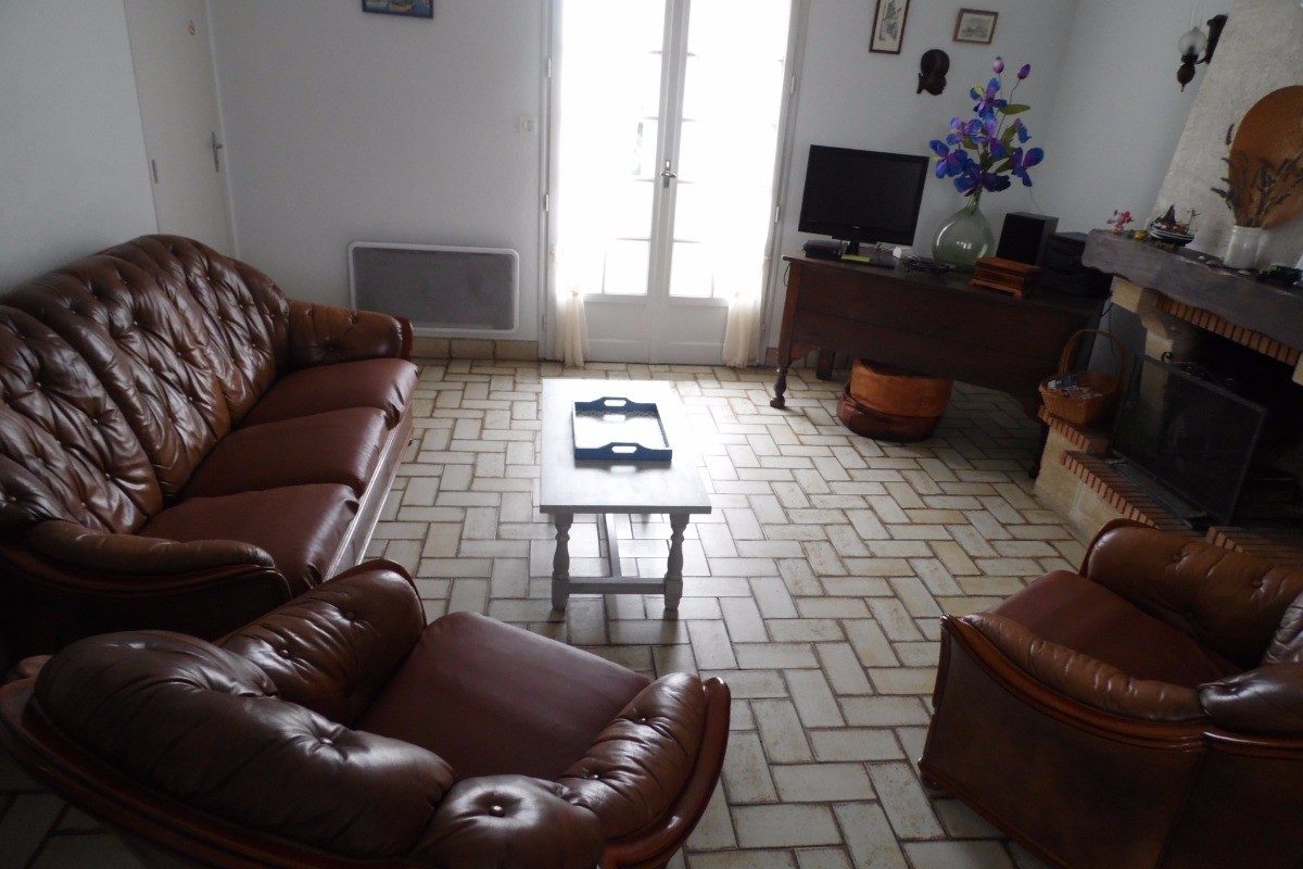 51428 –