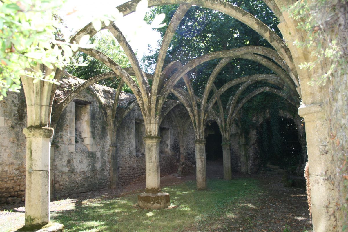 Abbaye Royale Saint-Michel-en-l’Herm