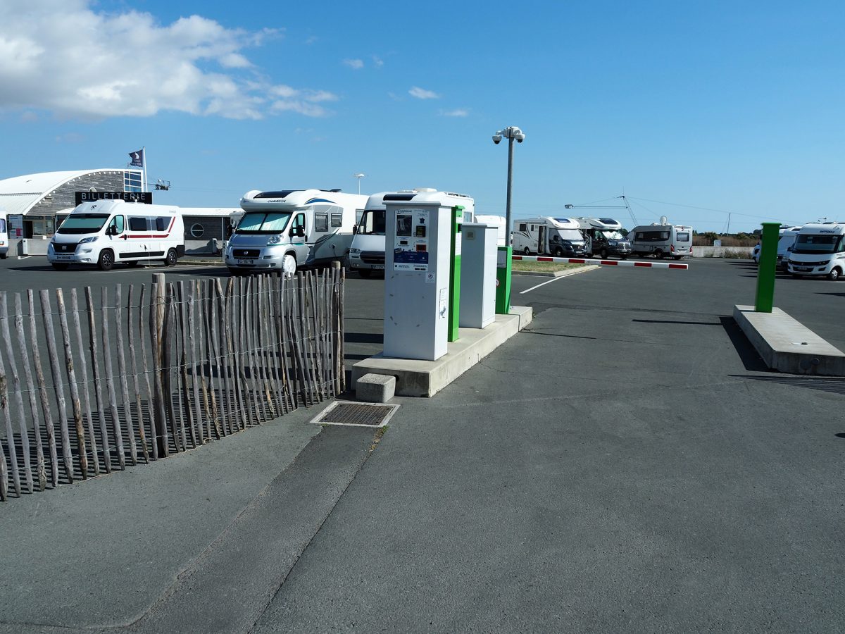 Aire-de-service-camping-car-port-aiguillon-la-presqu’ile (5)
