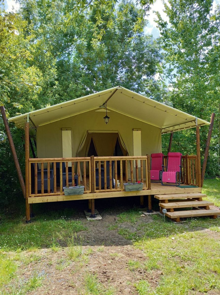 Camping la Clé des Champs_Luçon_Vue Lodge Capucine