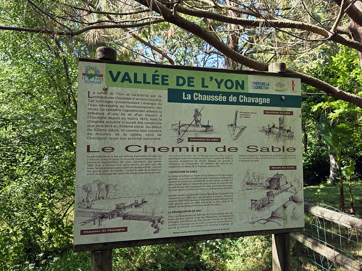 Chaussee-chavagnes-panneau