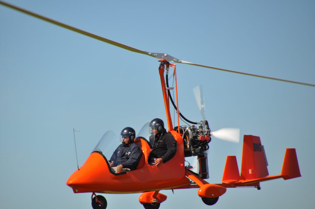 AUTOGIRE ULM, BAPTÊME ET COURS-LUCON-autogire rouge