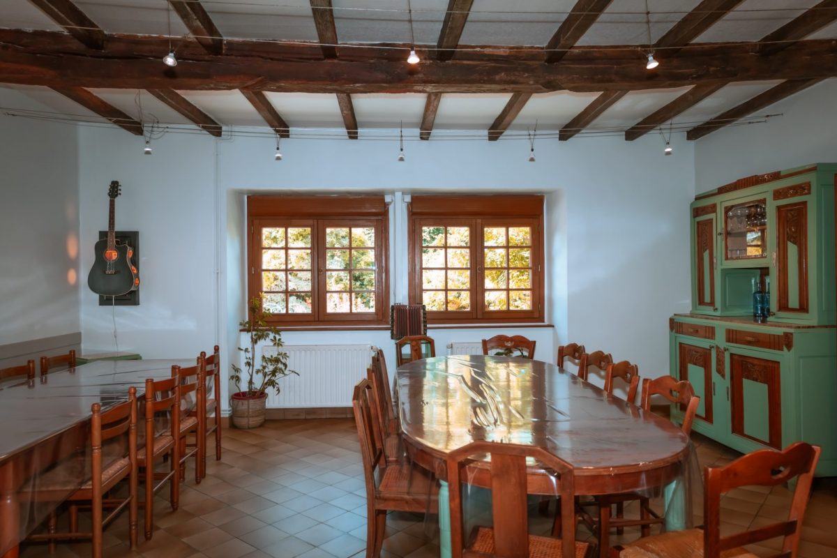 Gite Rhapsody_St Martin L&rsquo;Ars_Salle à manger