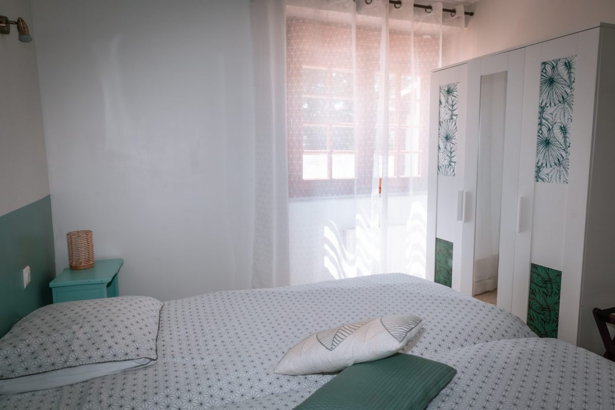 Gite Rhapsody_St Martin L&rsquo;Ars_Chambre 1 (2)