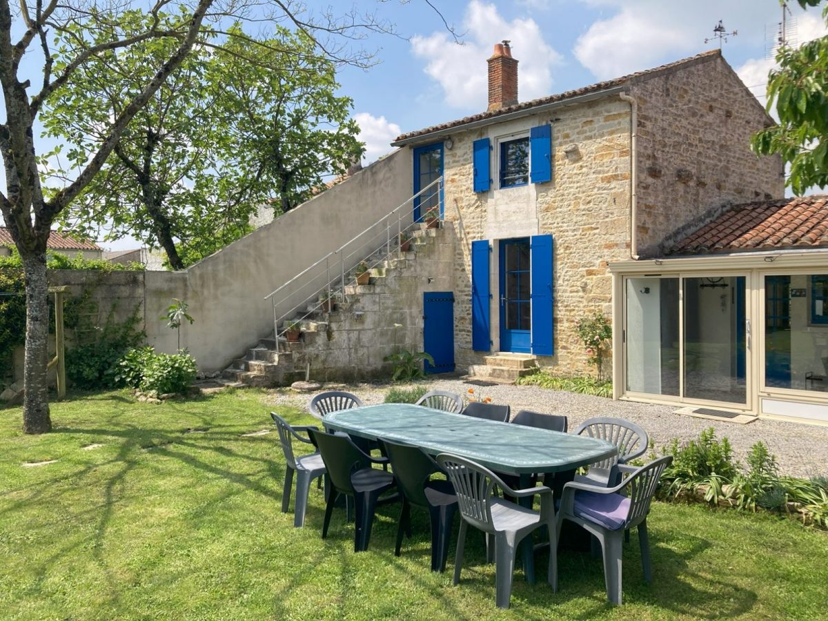 Meublé O’Joli Albizia-Péault_Gîte extérieur façade