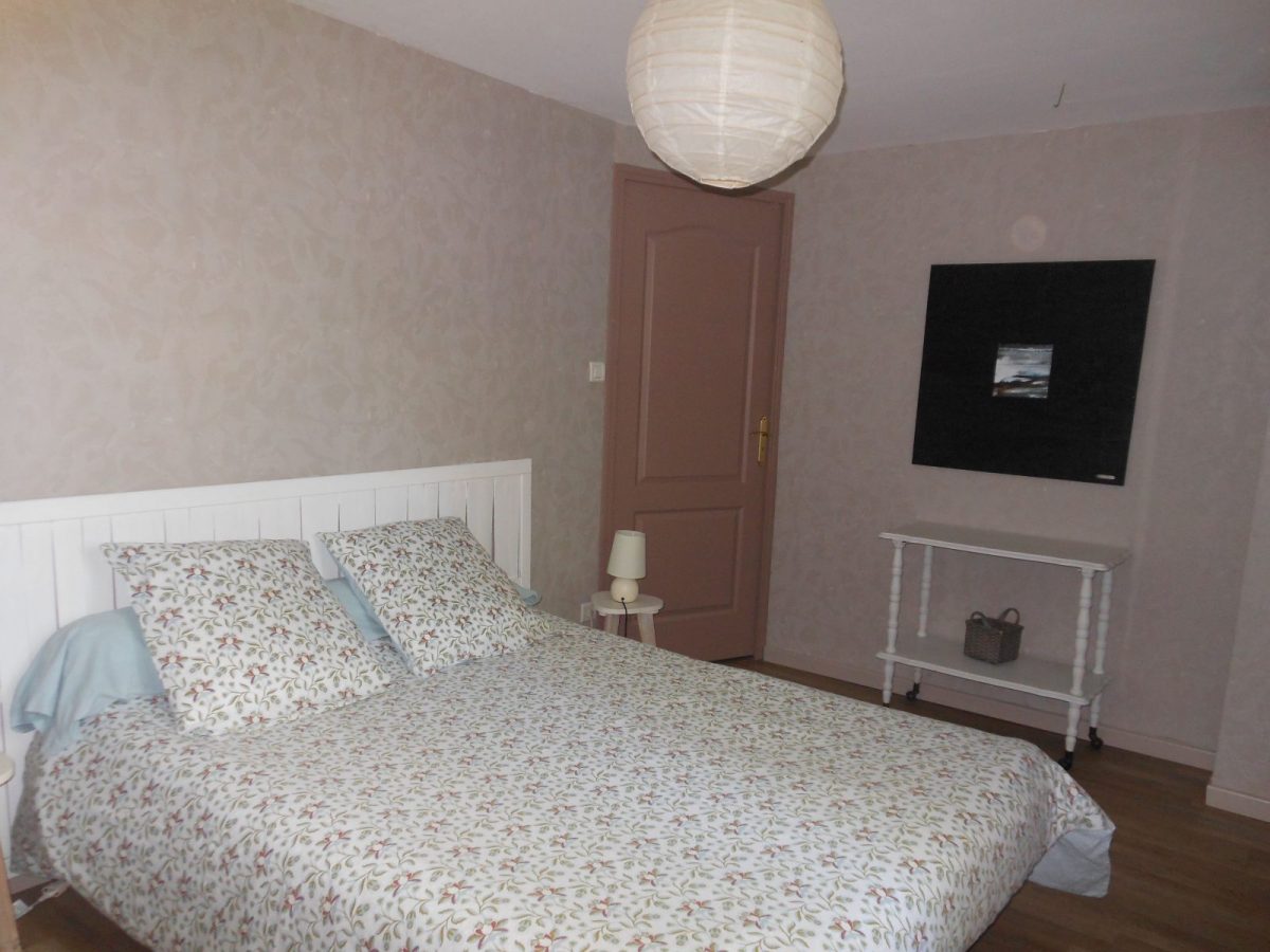 Chambre rez de chaussée_7
