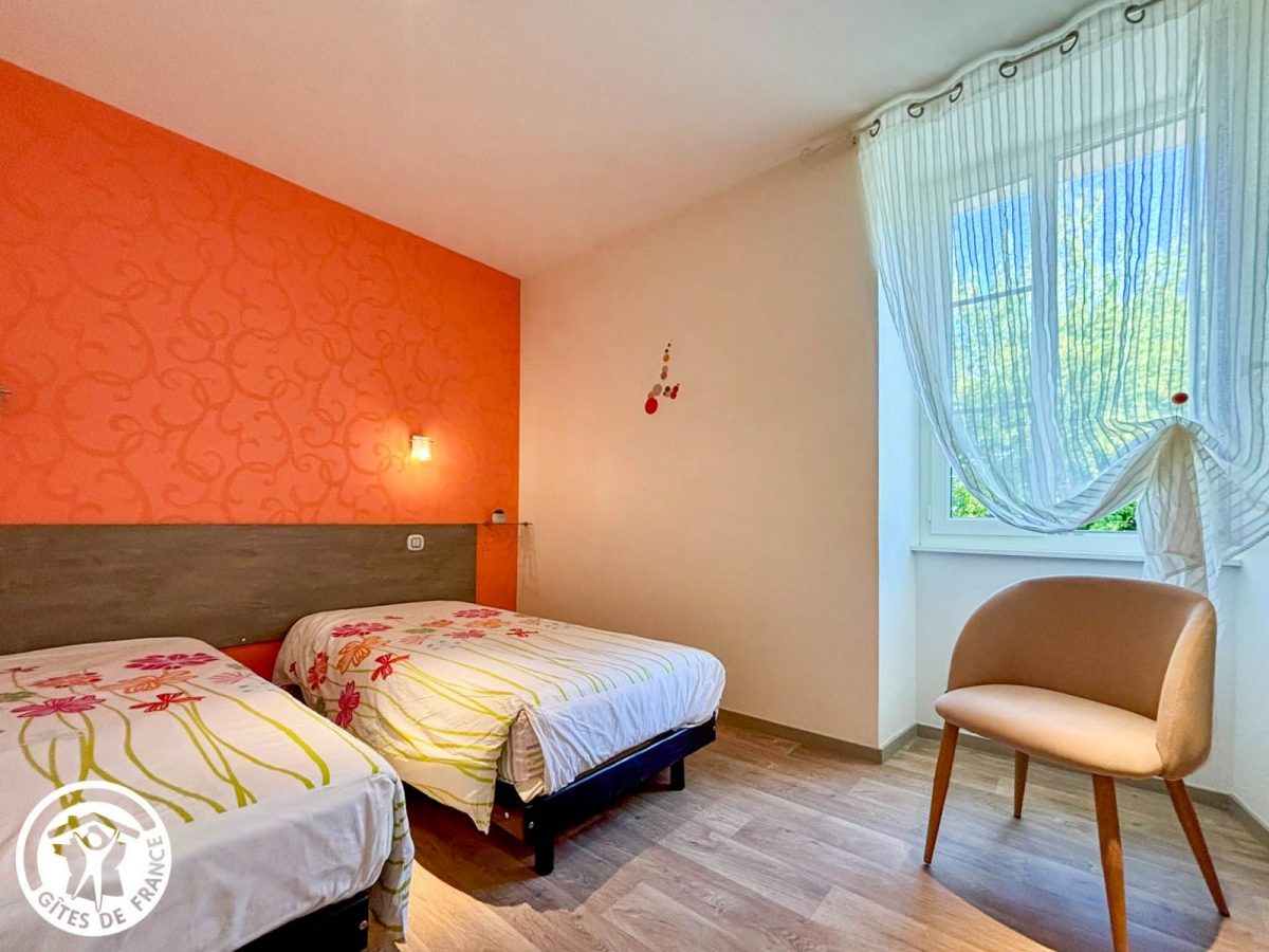 Gîte agréé Gîtes de France en Vendée : Chambre 2 (2 lits 90 jumelables)_23