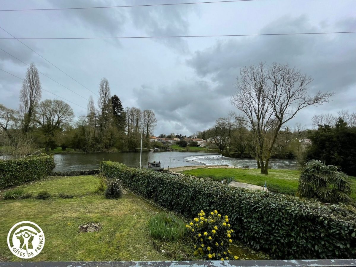 Gîte agréé Gîtes de France en Vendée -Jardin au bord du Lay_22