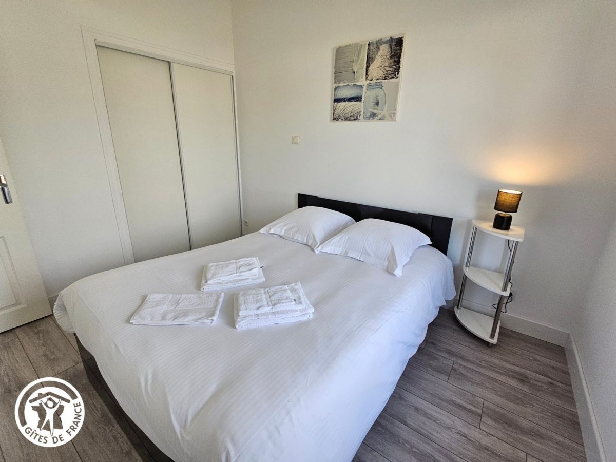 Gîte agréé Gîtes de France dans le PNR Marais Poitevin : Chambre (1 lit 140)_8