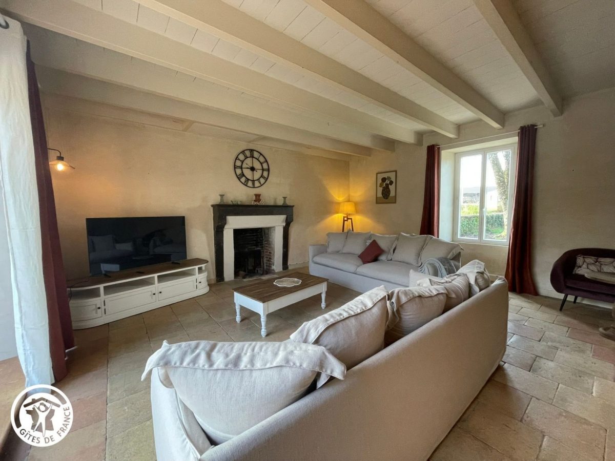 Gîte agréé Gîtes de France en Vendée : Salon_12