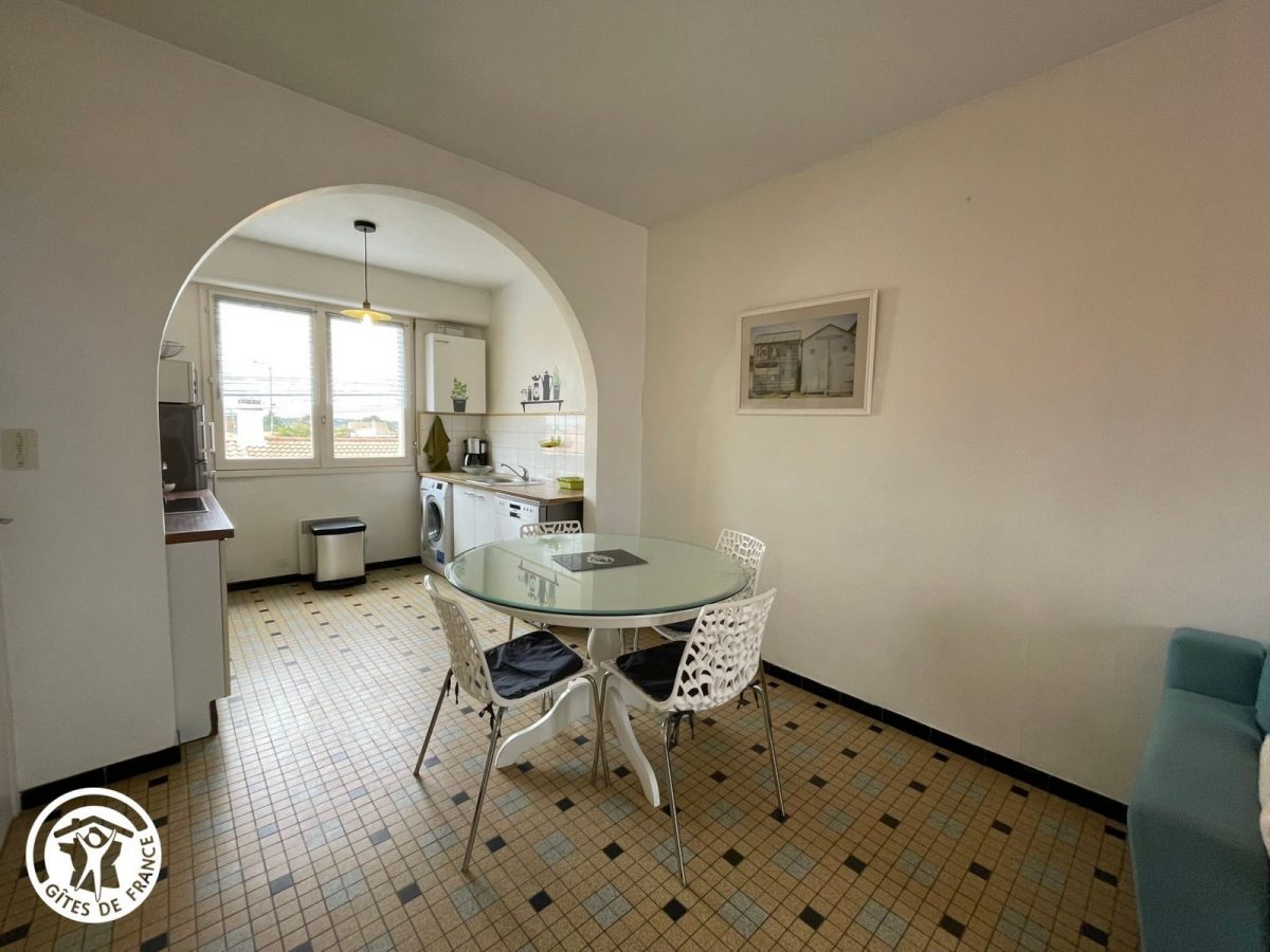 Appartement agréé Gîtes de France en Vendée : Salon/séjour/cuisine_2