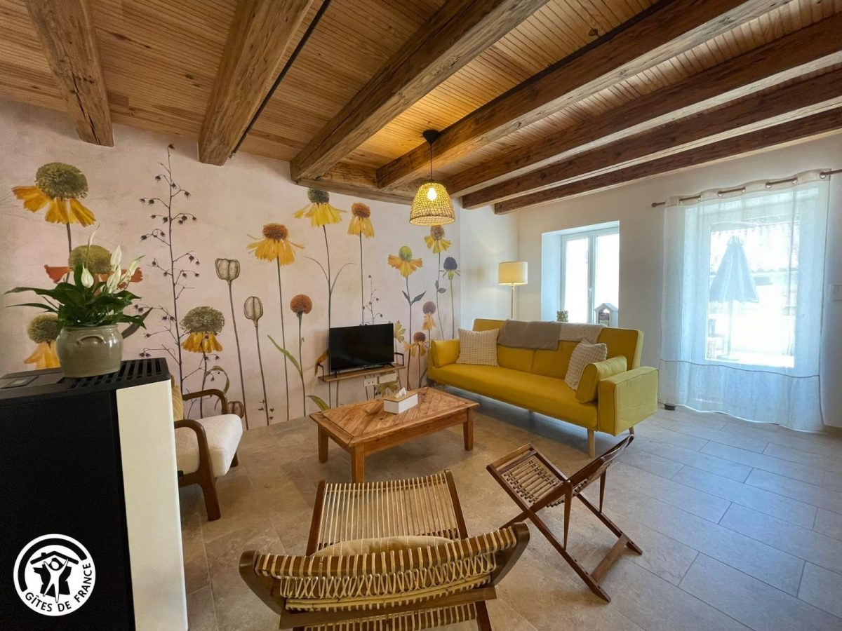 Gîte agréé Gîtes de France en Vendée : Salon_3