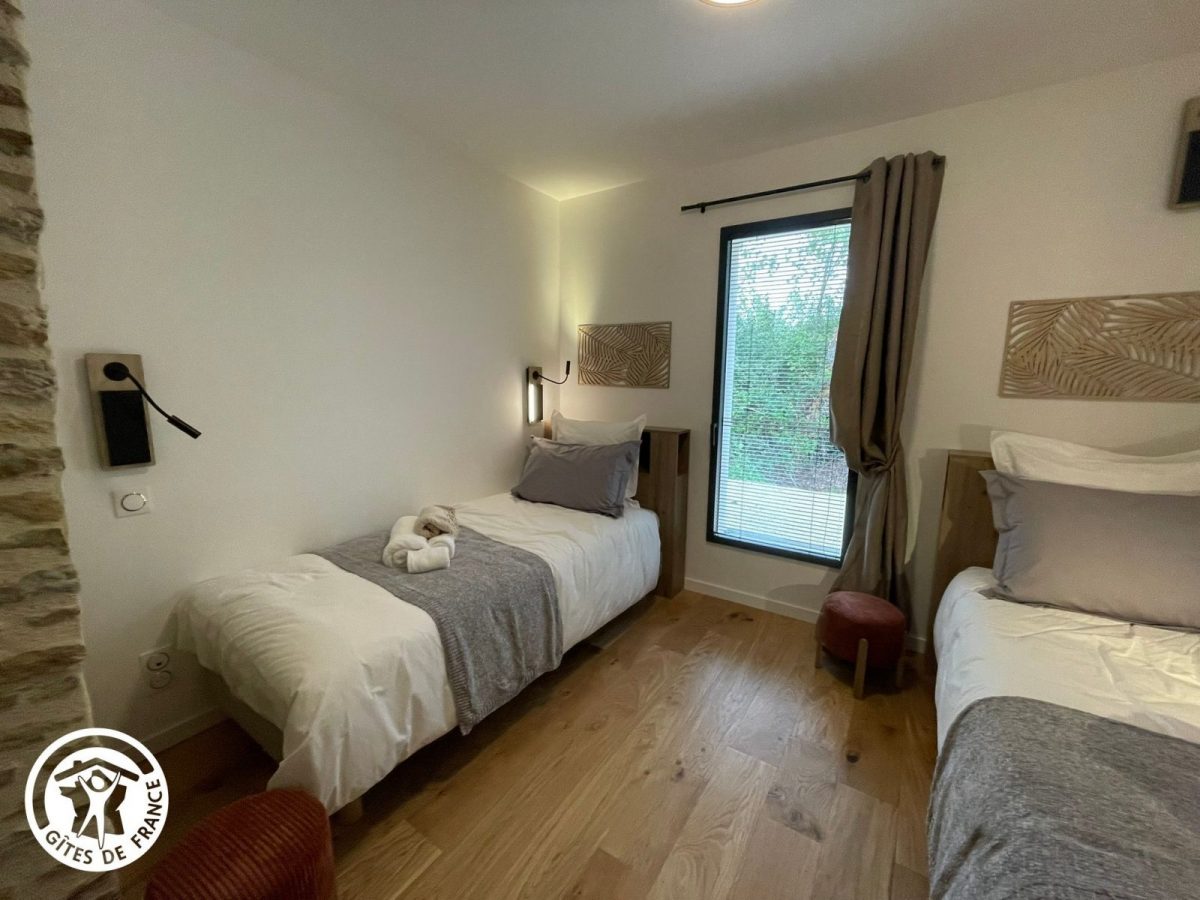 Gîte agréé Gîtes de France en Vendée : Chambre 2 (2 lits 80 jumelables)_14