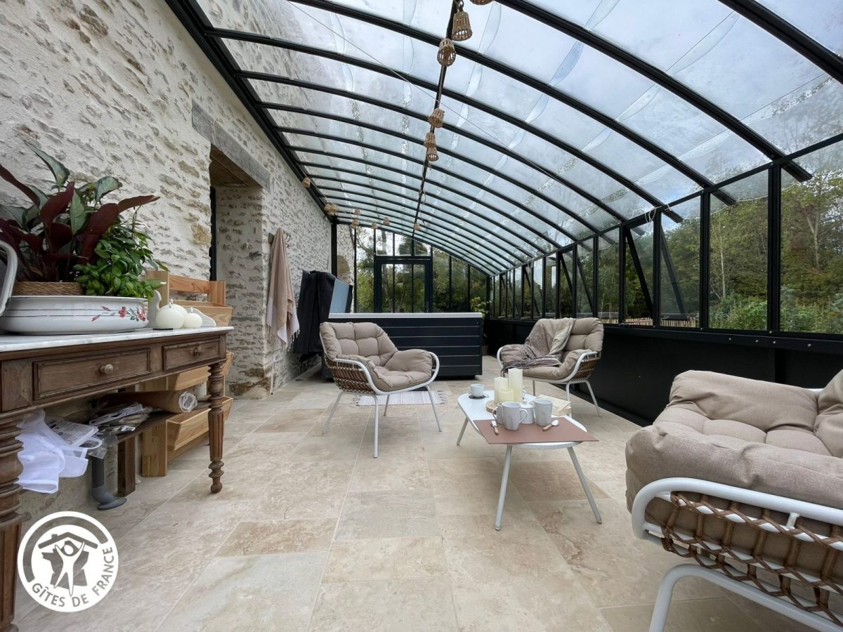 Gîte agréé Gîtes de France en Vendée : Serre avec spa privatif 5 places_18