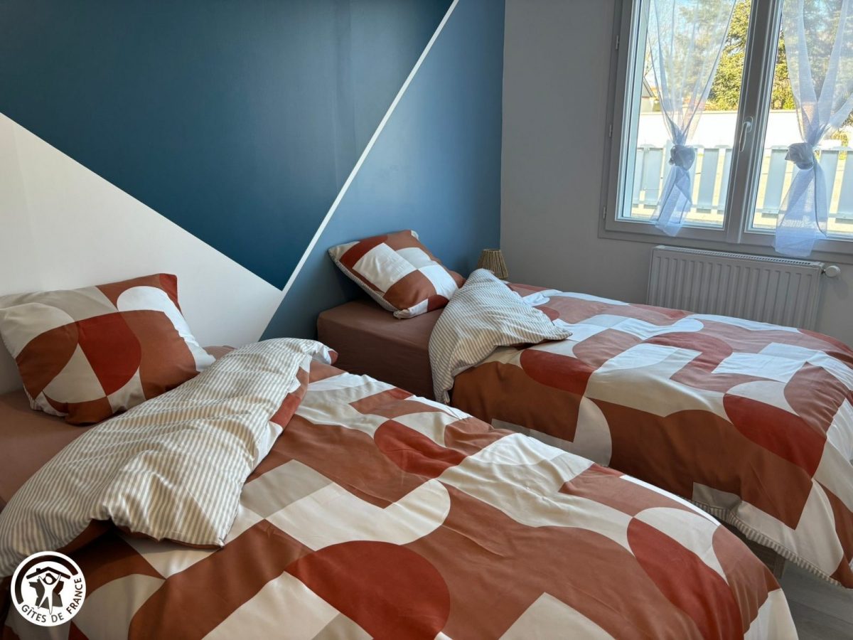 Gîte agréé Gîtes de France dans le PNR Marais Poitevin : Chambre 2 (2 lits 90 jumelables)_4