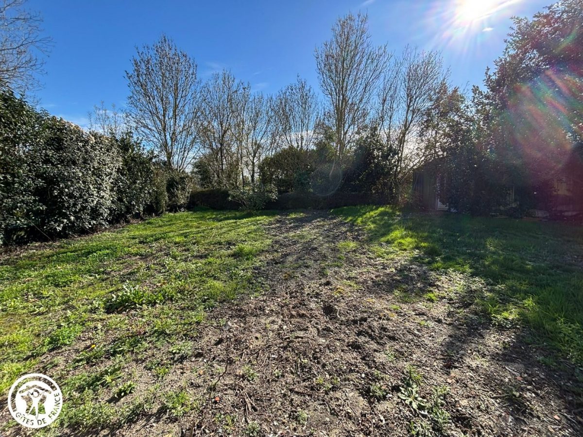 Gîte agréé Gîtes de France dans le PNR Marais Poitevin : Terrain_21
