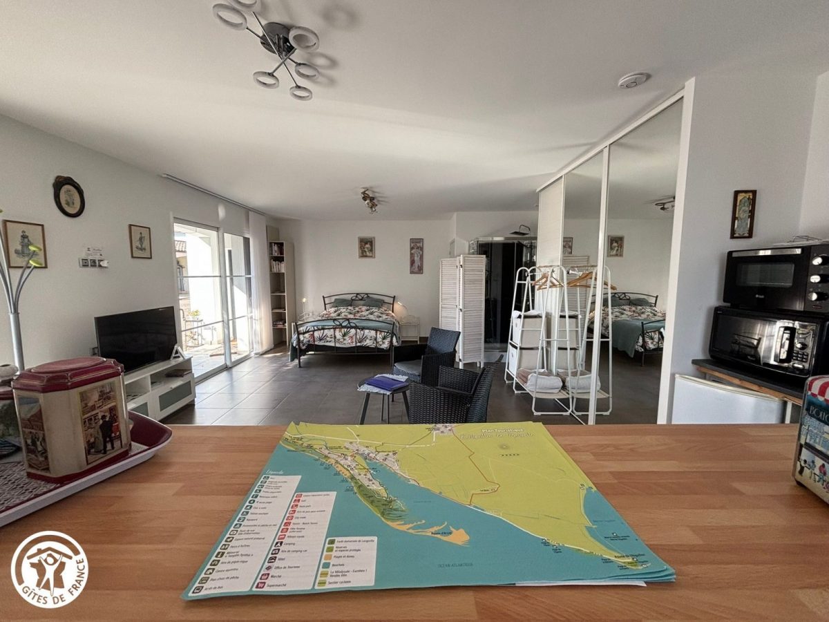 Chambre d&rsquo;hôtes agréée Gîtes de France dans le PNR Marais Poitevin :  Chambre (1 lit 140)_10