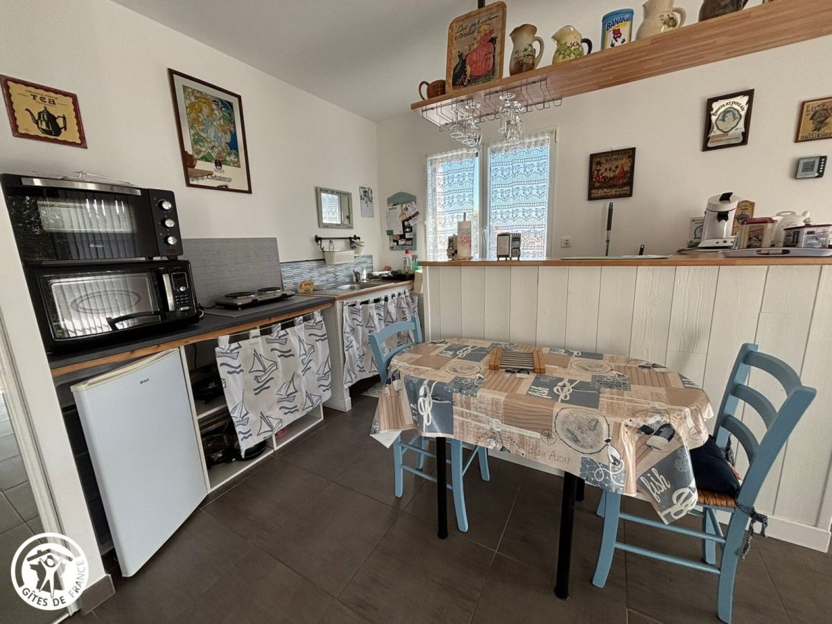 Chambre d&rsquo;hôtes agréée Gîtes de France dans le PNR Marais Poitevin : Kitchenette_9