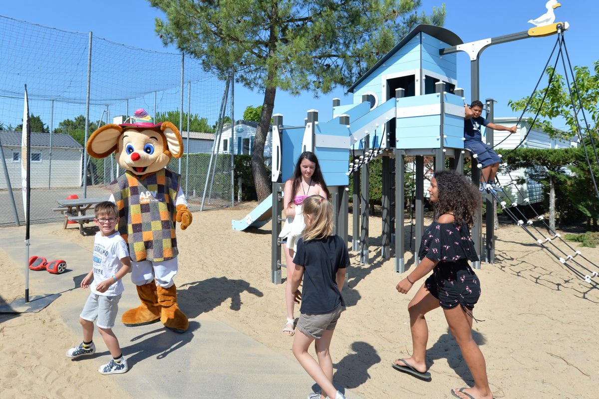 camping-pavillon-bleu-la faute-sur-mer-85