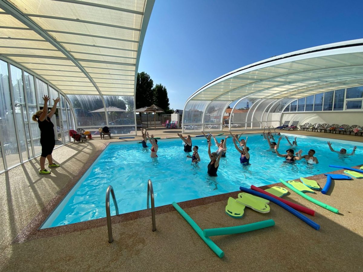 Camping Le Pré des Sables_L’Aiguillon La Presqu’Ile_Animation piscine