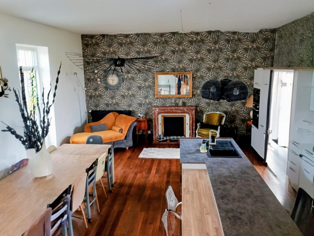 Meublé Le Clos des Hirondelles – La Couture 85320 – La pièce de vie