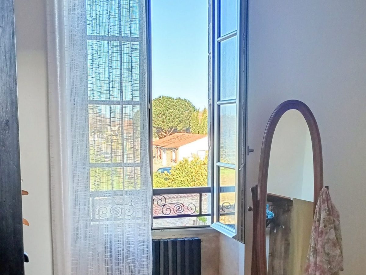 Meublé Le Clos des Hirondelles – La Couture 85320 – Le dressing