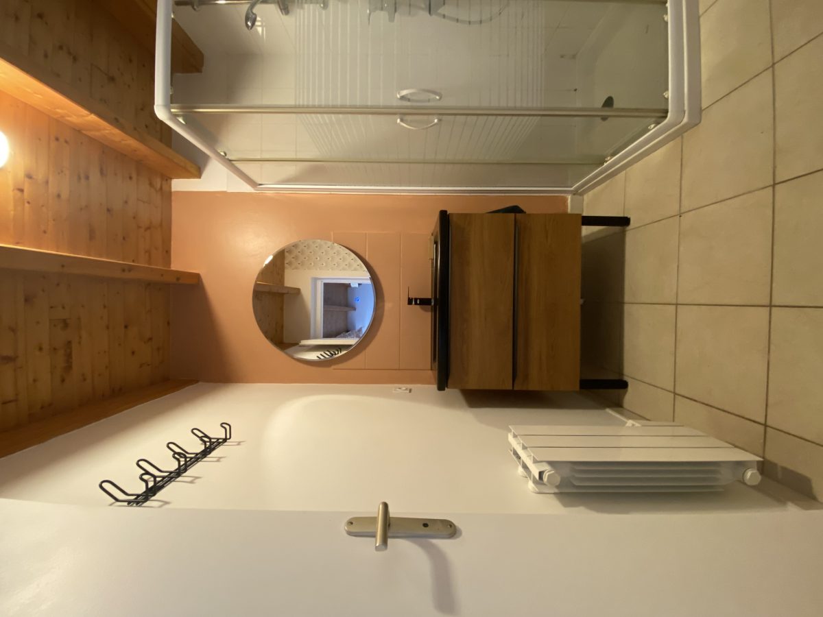 Meublé La Canopée_Luçon-Salle d’eau