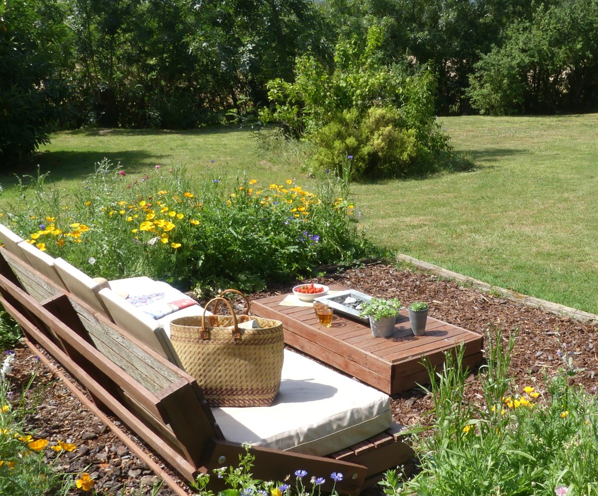 Gite Le Vieux Café à Lairoux Le Grand Jardin