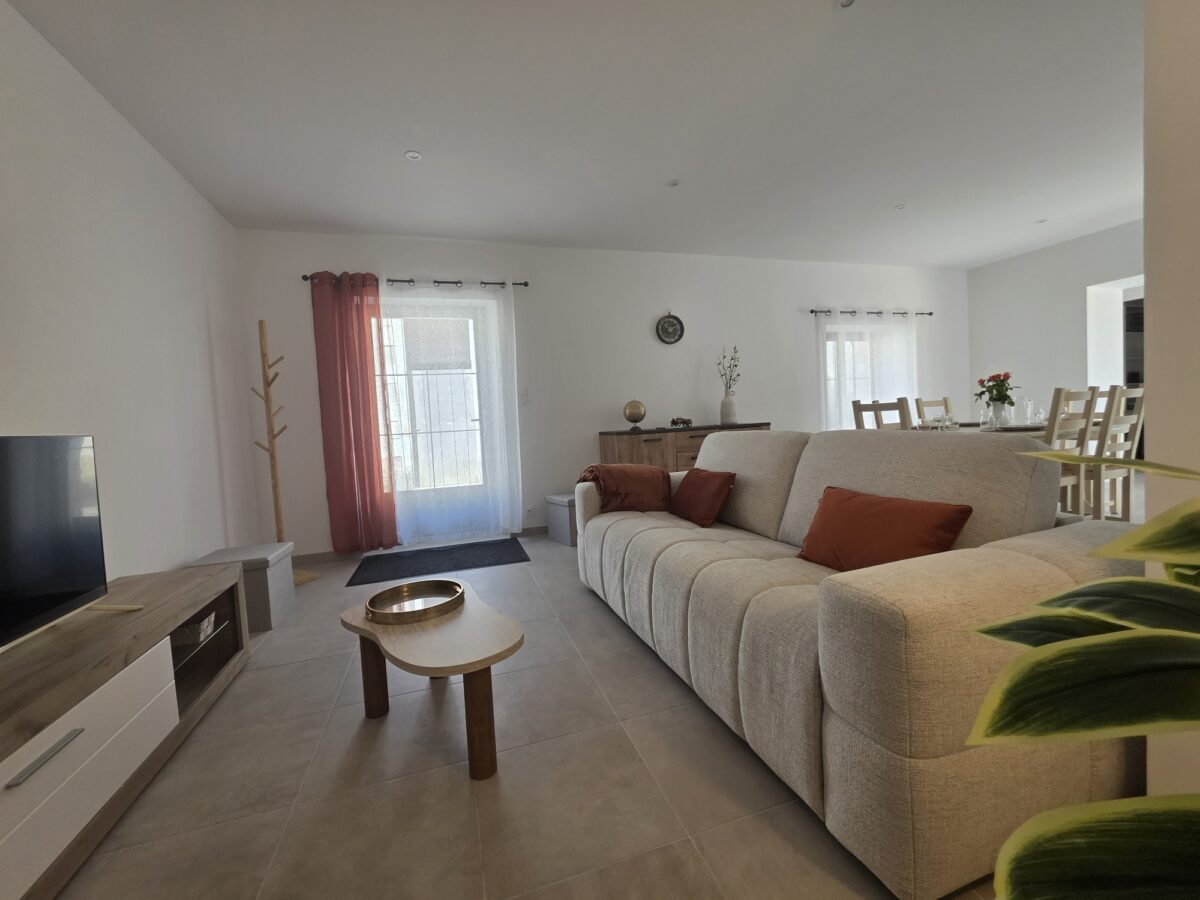 Meublé Ô Fil du lay_Mareuil sur Lay_Salon (2)