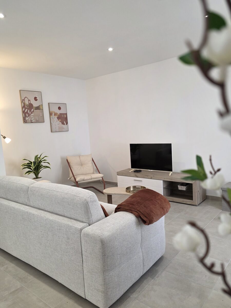 Meublé Ô Fil du lay_Mareuil sur Lay_Salon