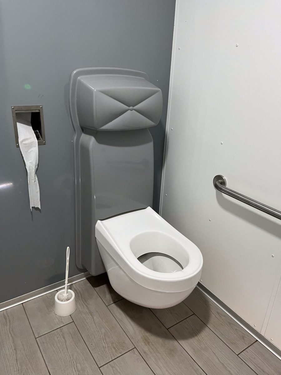 Toilettes publiques -skatepark – La Faute-sur-Mer