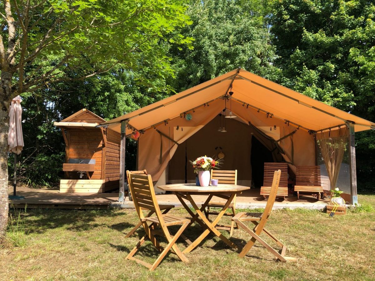 Camping la Clé des Champs_Luçon_Iris / Tamaris, avec bloc sanitaire privatisé