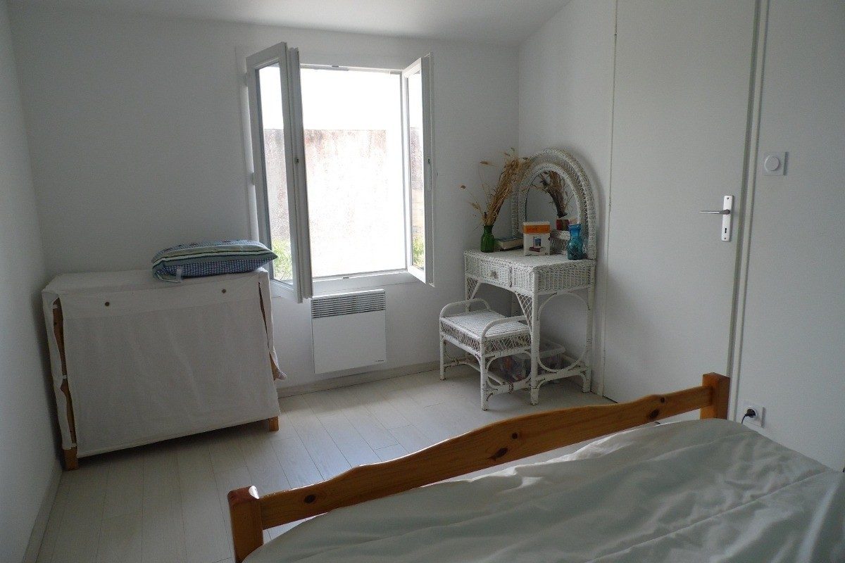 251638 – Chambre 2