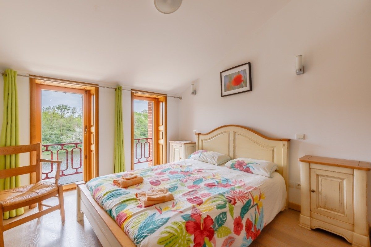 186203 – CHAMBRE 140 VUE LAC