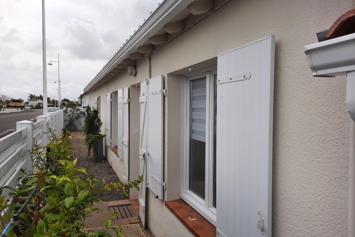 295067 –