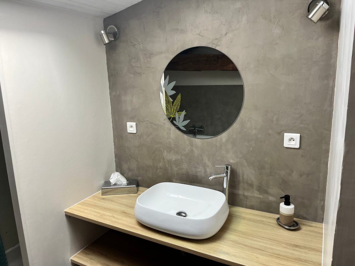 390689 – Salle de bain étage