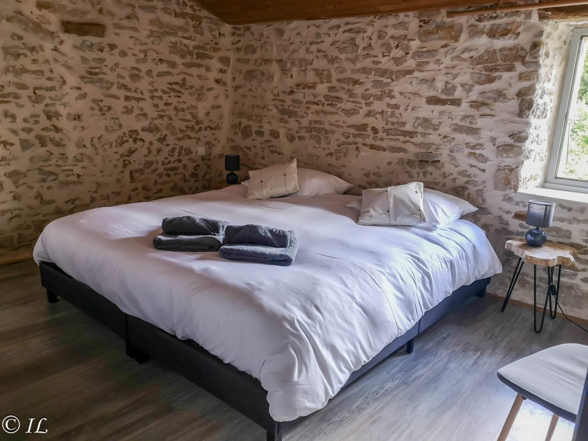 Meublé Les Pierres Dorées_St Juire_Chambre 1, configuration lit double 180
