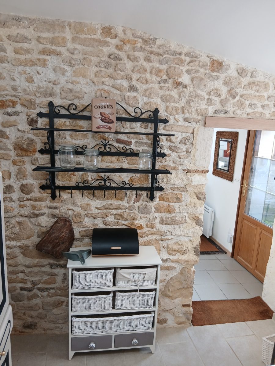 Meublé La Maisonnée_Saint Michel en L&rsquo;Herm_Kitchenette