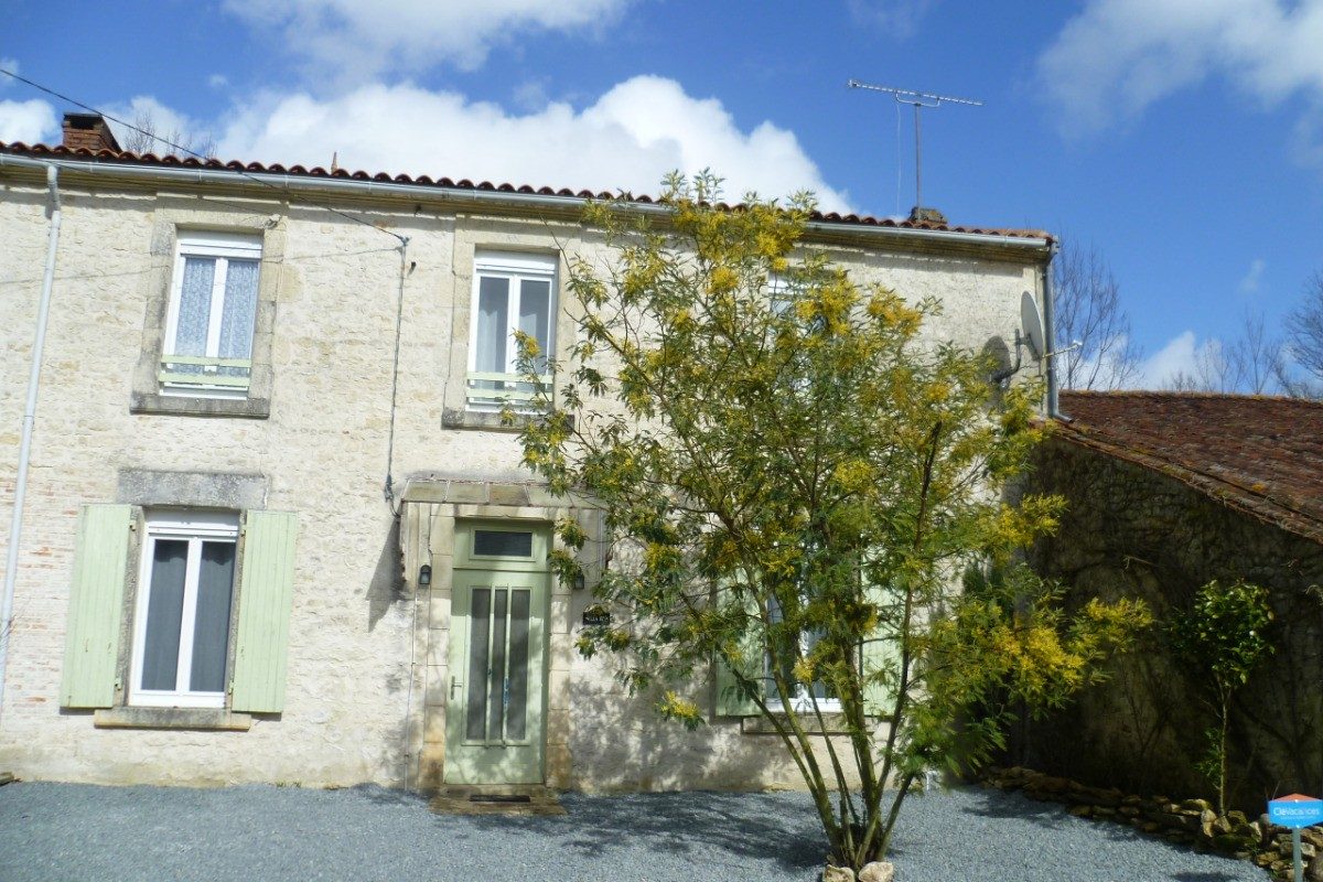 214041 –